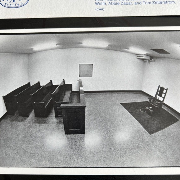 Artists Postcards 1978 Vintage - Fred W. McDarrah Electric Chair Photograph - Picture 3 of 10